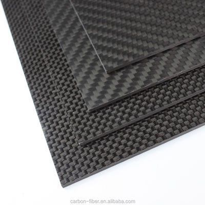 Plaques en fibre de carbone de haute résistance Rc 200x300 mm 0,5 mm 5 mm 4 mm 3 mm