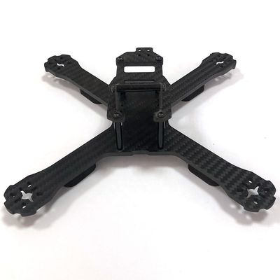 Poids léger Plaque en fibre de carbone Paroi 1 mm 2 mm 10 mm Pour drone 48 X 96 4 X8