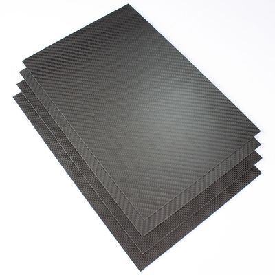 Matériau de feuille en fibre de carbone flexible 400*500mm*1mm 2,5 mm