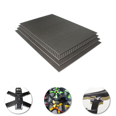 Matériau de feuille en fibre de carbone flexible 400*500mm*1mm 2,5 mm