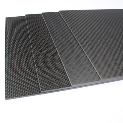 6 mm 1,5 mm 1 mm 0,5 mm feuille de fibre de carbone Cfrp plaque de pressage thermique 400x500 mm